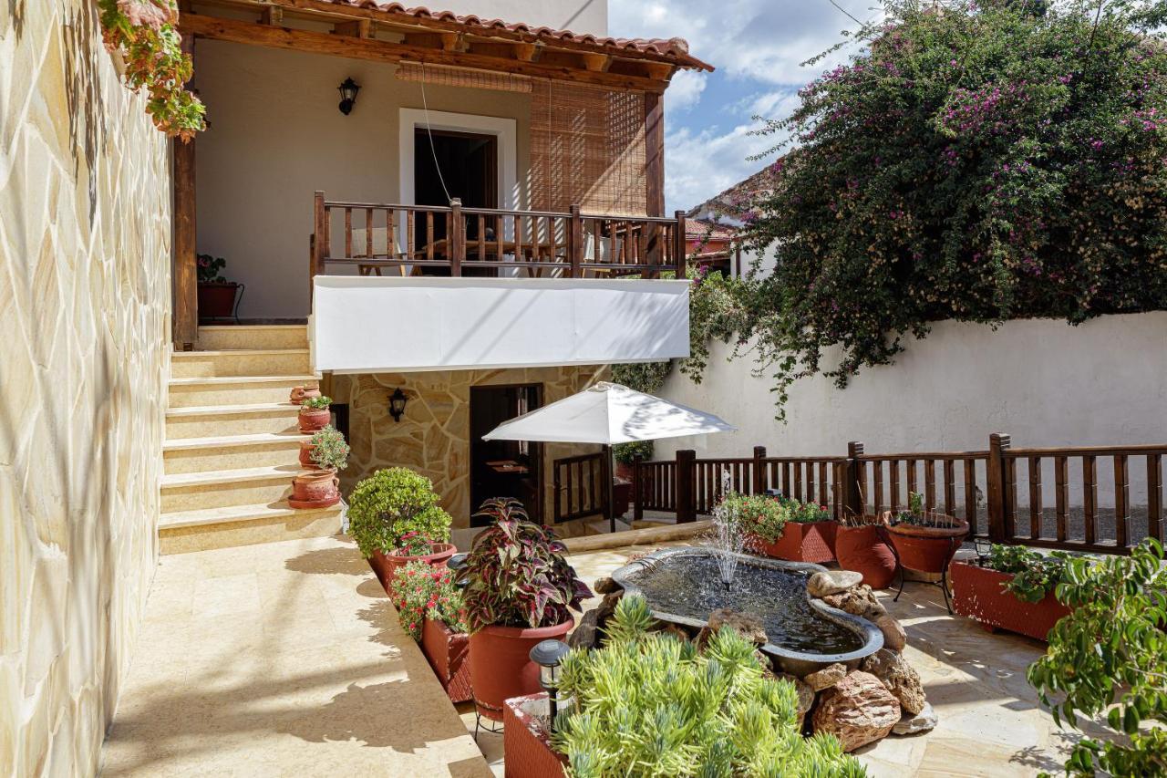 Pension Lucy Panormos  Luaran gambar