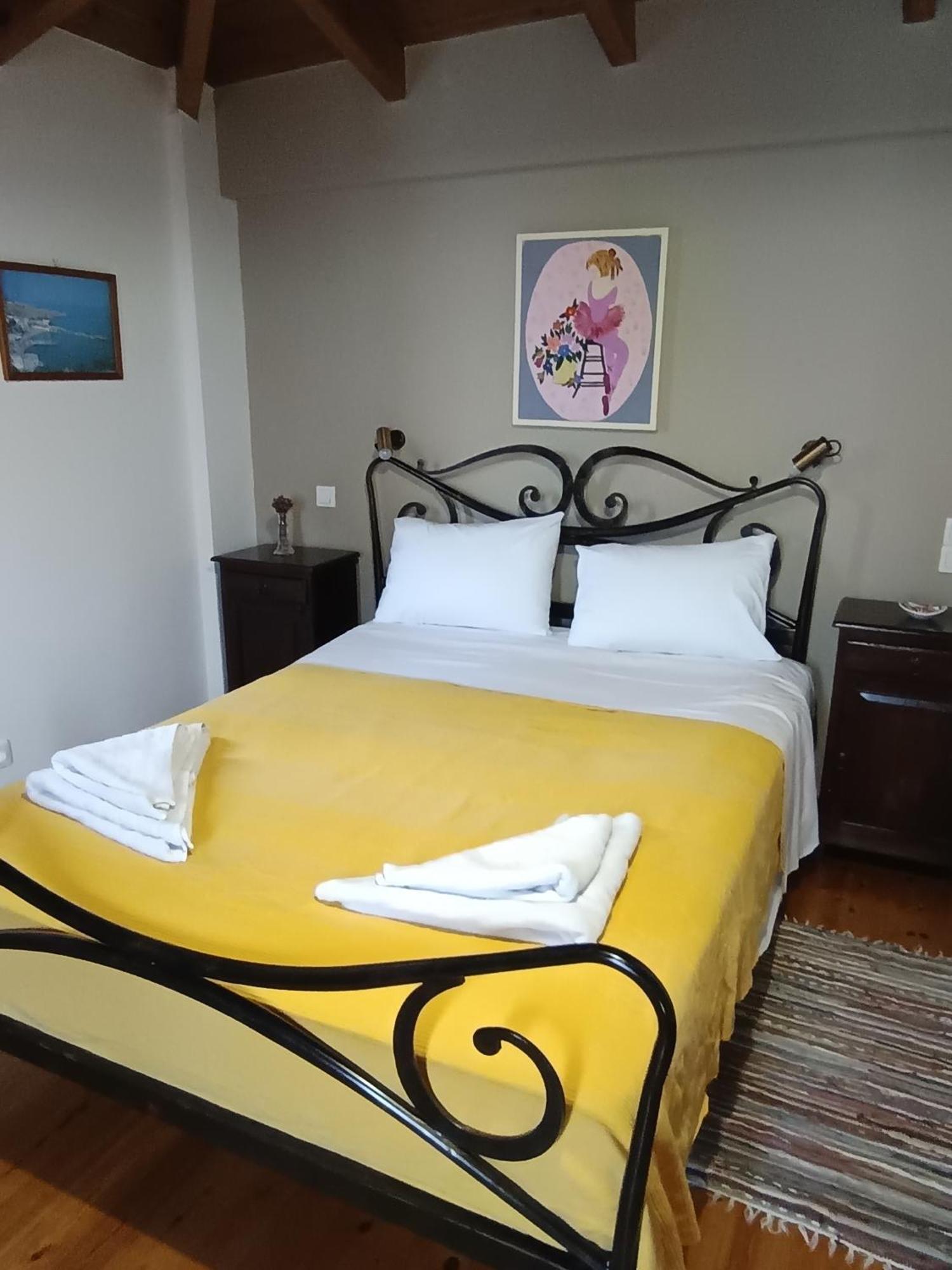 Pension Lucy Panormos  Luaran gambar